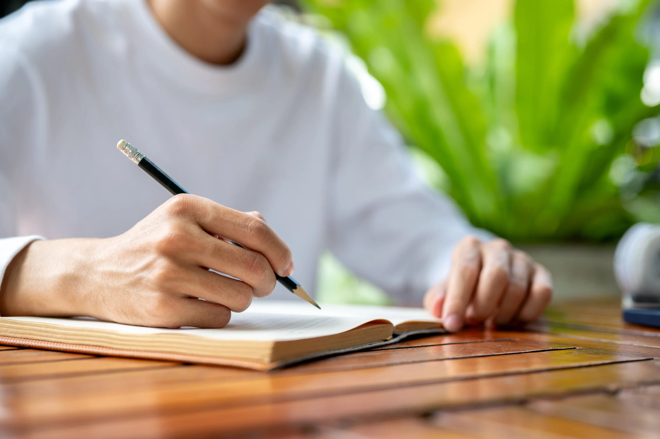 How to Turn Personal Experiences into Winning College Application Essays